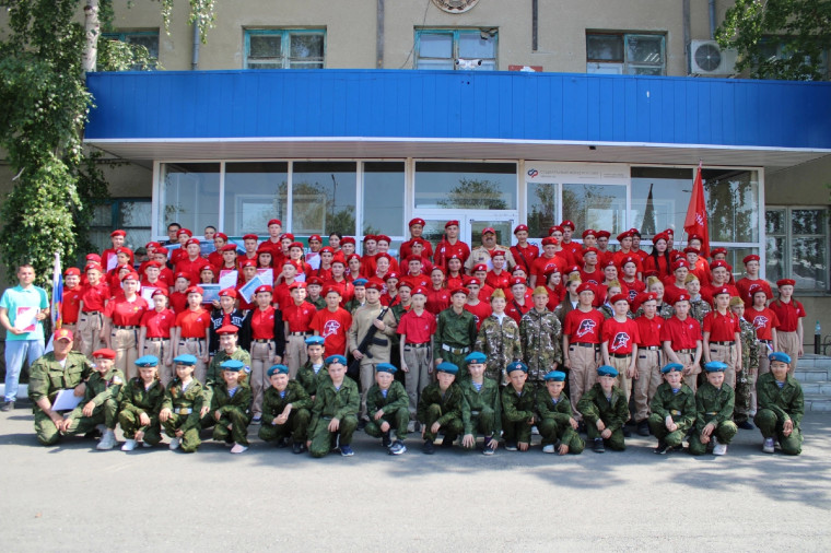 Парад юнармейцев.